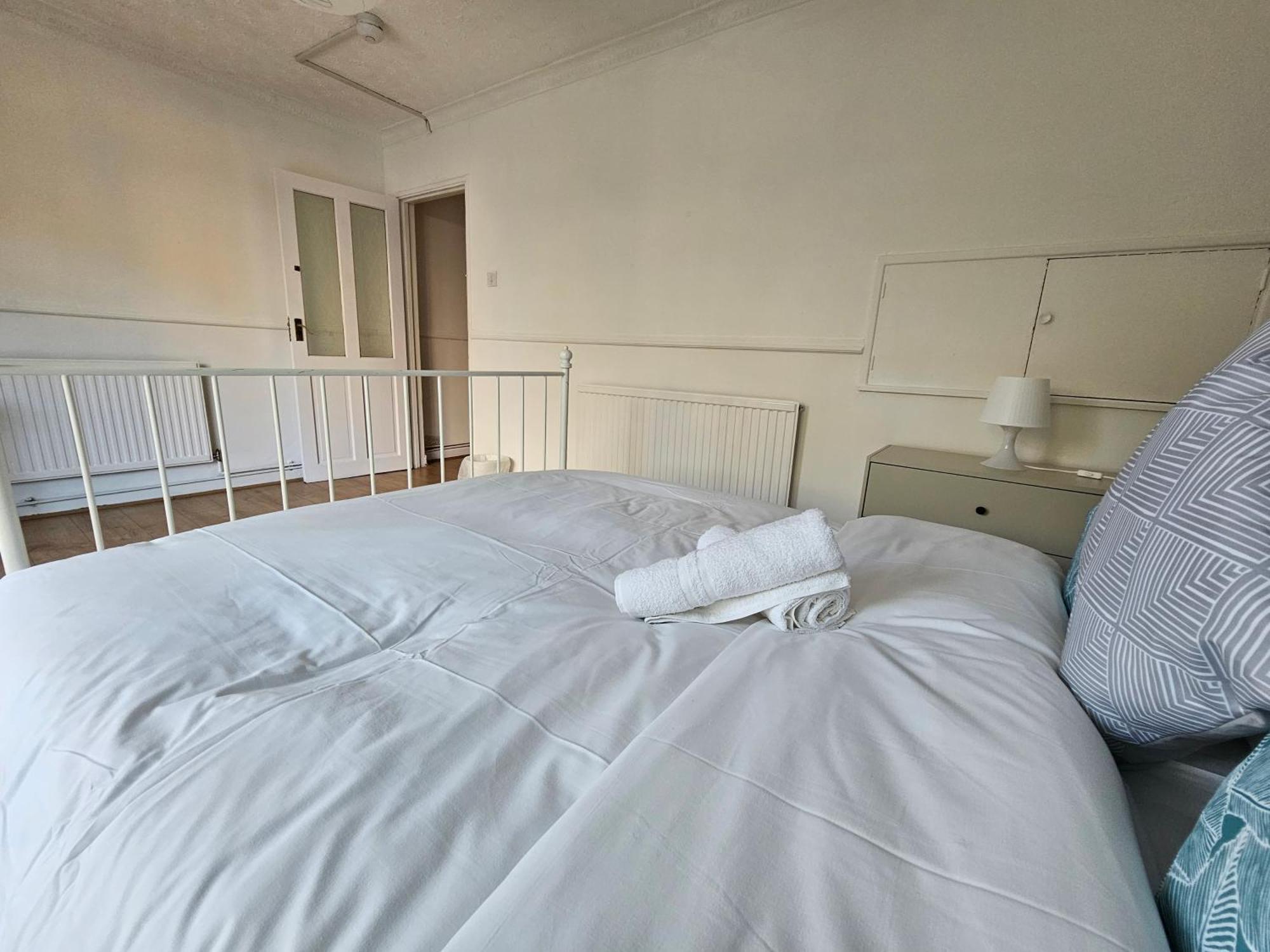 Towerhill Rooms Londres Exterior foto